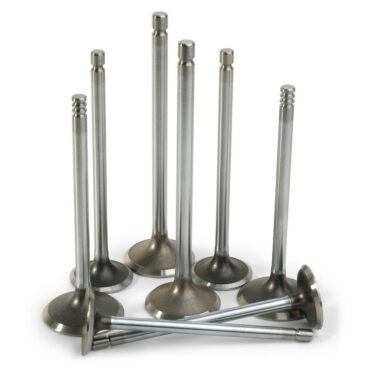 Engine valves for agricultural tractors